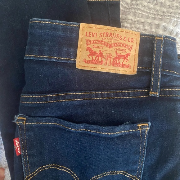 Levi Strauss & Co Skinny Jeans - Picture 5 of 5